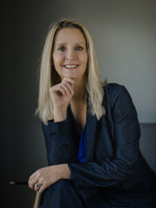 Jenna Dhayer headshot